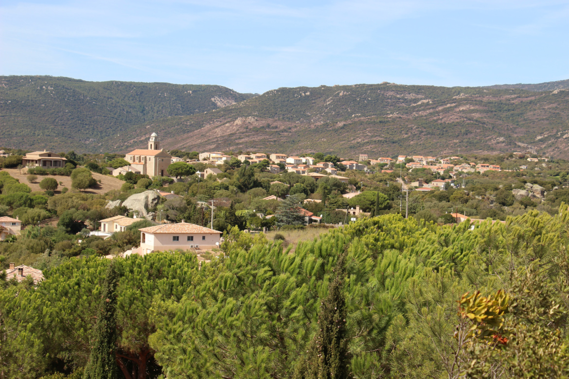 Pianottoli-Caldarello (Pianòttoli è Caldareddu) 