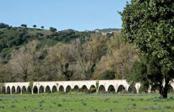 Le canal de la Gravona Le canal de la Gravona
